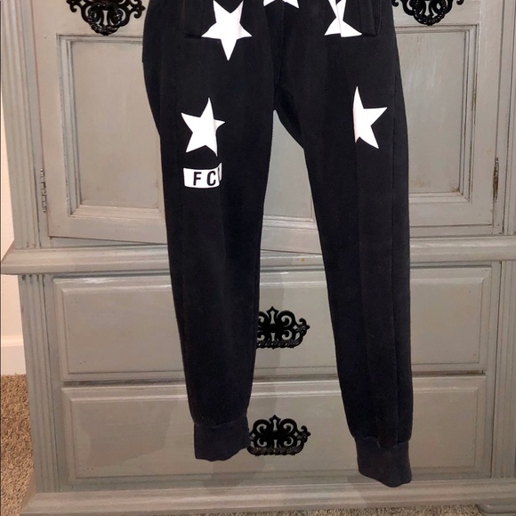 Joggers - Picture 2 of 3